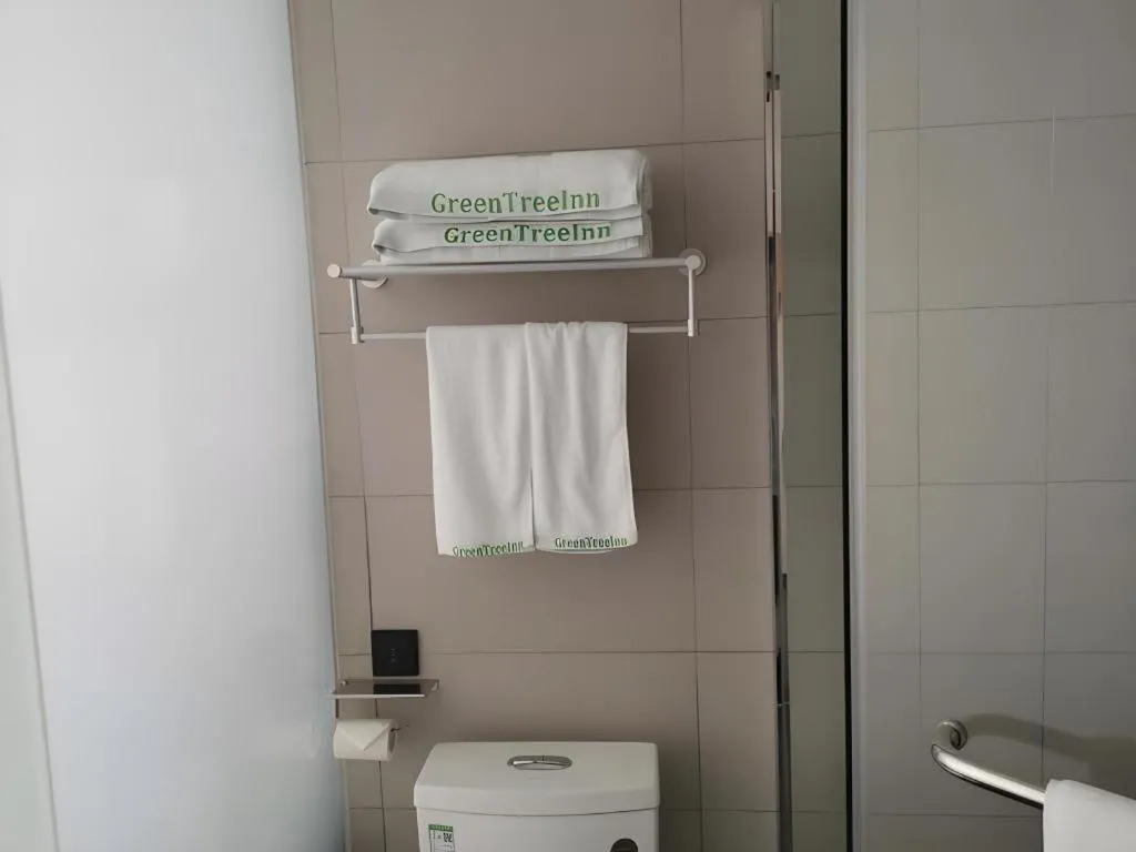 Green Tree Inn Express Jinan Huaiyin District Jingshi Road Children's Hospital