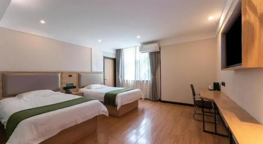 Bed in Green Tree Inn Express Jinan Huaiyin District Jingshi Road Children's Hospital Bed in Green Tree Inn Express Jinan Huaiyin District Jingshi Road Children's Hospital