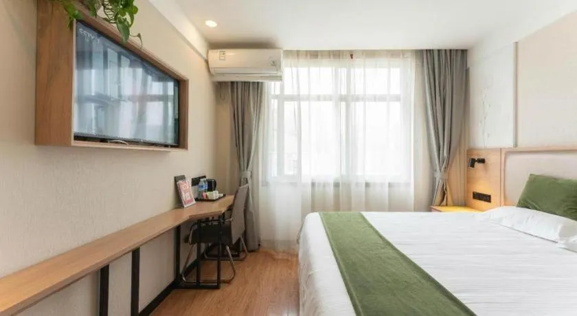 Bed in Green Tree Inn Express Jinan Huaiyin District Jingshi Road Children's Hospital