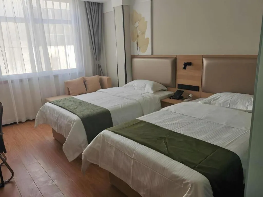 Bed in Green Tree Inn Express Jinan Huaiyin District Jingshi Road Children's Hospital
