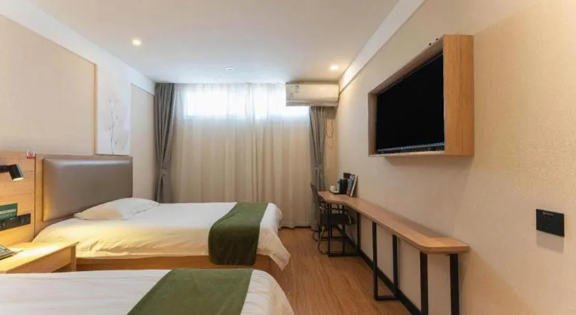 Bed in Green Tree Inn Express Jinan Huaiyin District Jingshi Road Children's Hospital