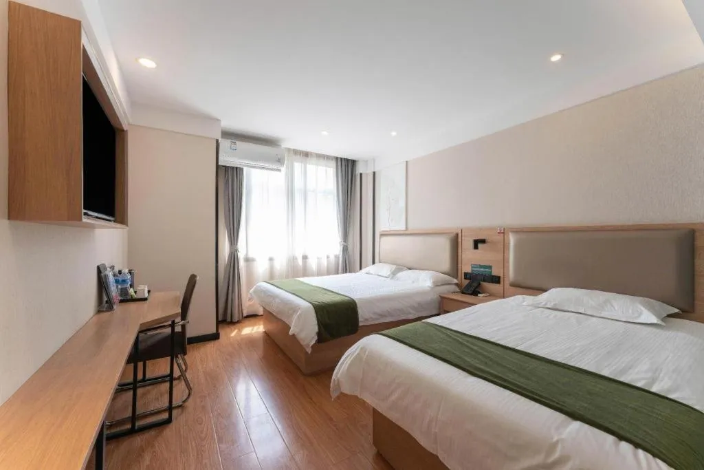 Bed in Green Tree Inn Express Jinan Huaiyin District Jingshi Road Children's Hospital