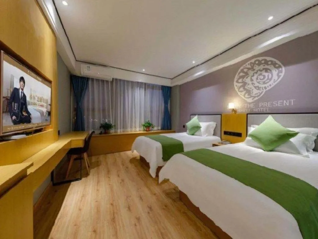 Bed in Shell Hotel Anhui Huaibei Railway Station Huiyuan Road