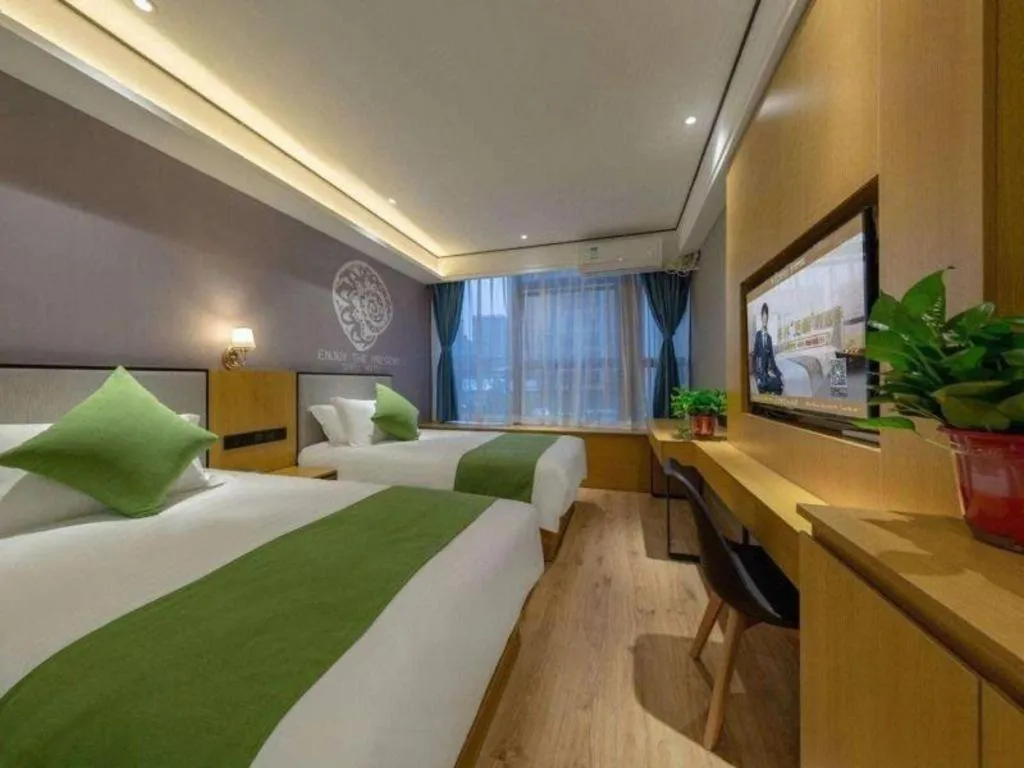 Bed in Shell Hotel Anhui Huaibei Railway Station Huiyuan Road