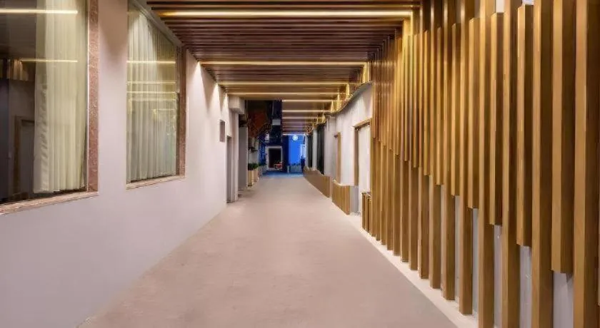 VX Hotel Xiamen Siming District Xiamen University Huandao Road