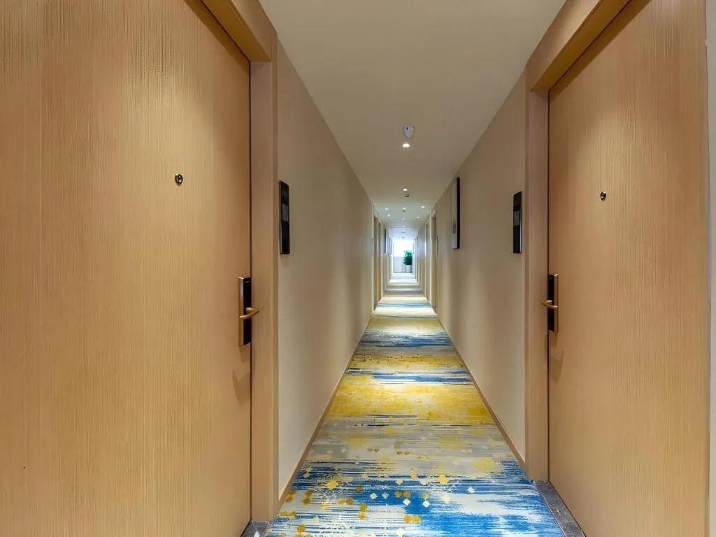 VX Hotel Xiamen Siming District Xiamen University Huandao Road