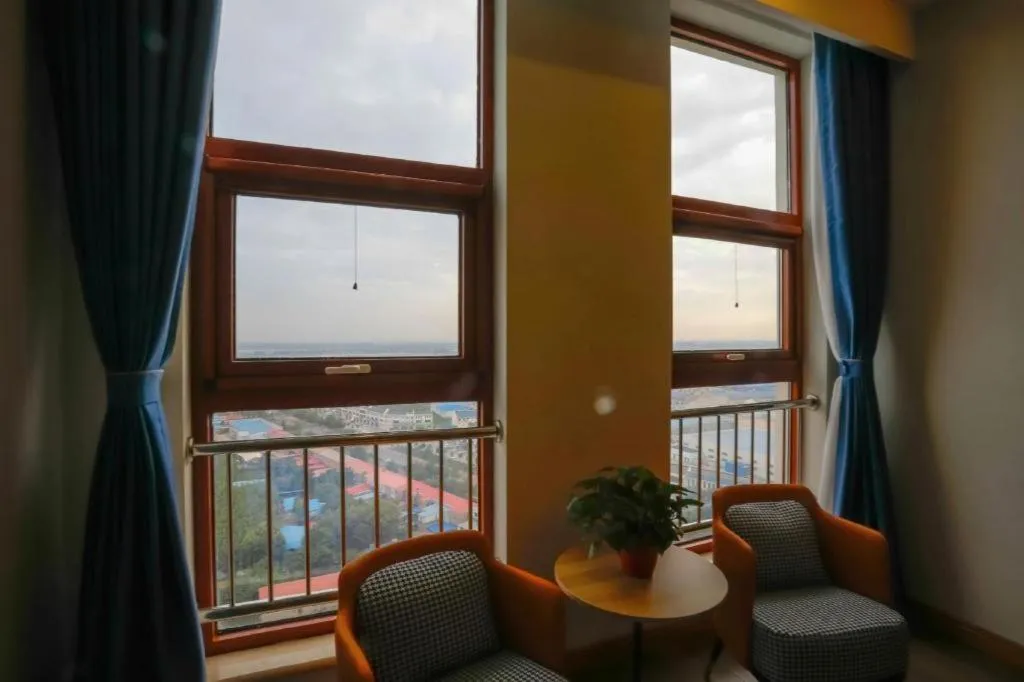 Green Tree Inn Express Tangshan Yueting County Bus Station