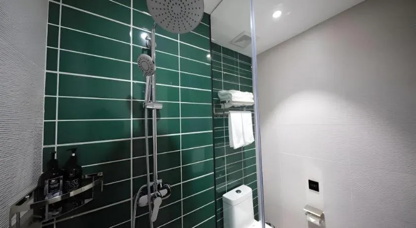 Green Tree Inn Guangxi Wuzhou 2nd Xinxing Road Liangguang Market