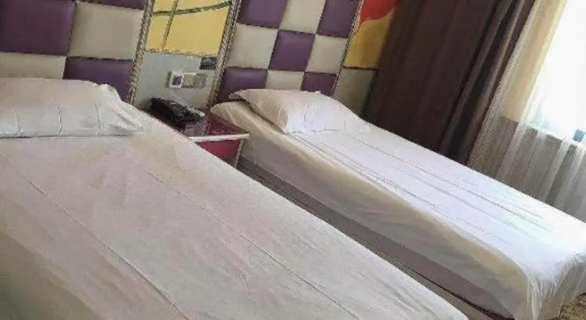 Bed in Ease Hotel Shanghai Chuanhuan Nan Road Chuansha Metro Station