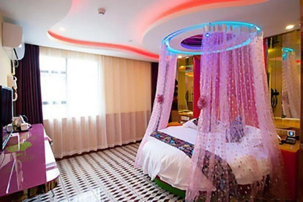 Bed in Ease Hotel Shanghai Chuanhuan Nan Road Chuansha Metro Station