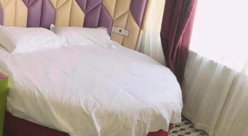 Bed in Ease Hotel Shanghai Chuanhuan Nan Road Chuansha Metro Station