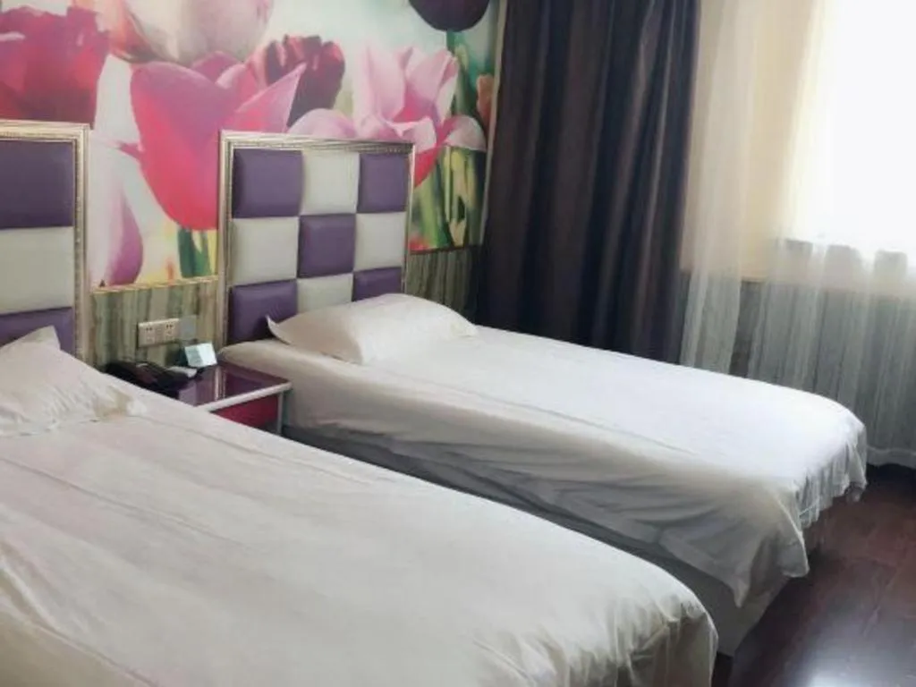 Bed in Ease Hotel Shanghai Chuanhuan Nan Road Chuansha Metro Station