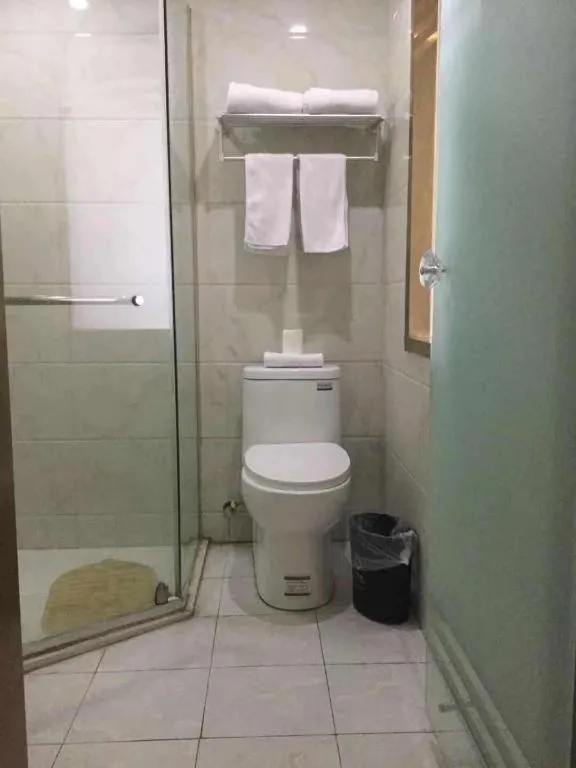 Ease Hotel Shanghai Chuanhuan Nan Road Chuansha Metro Station