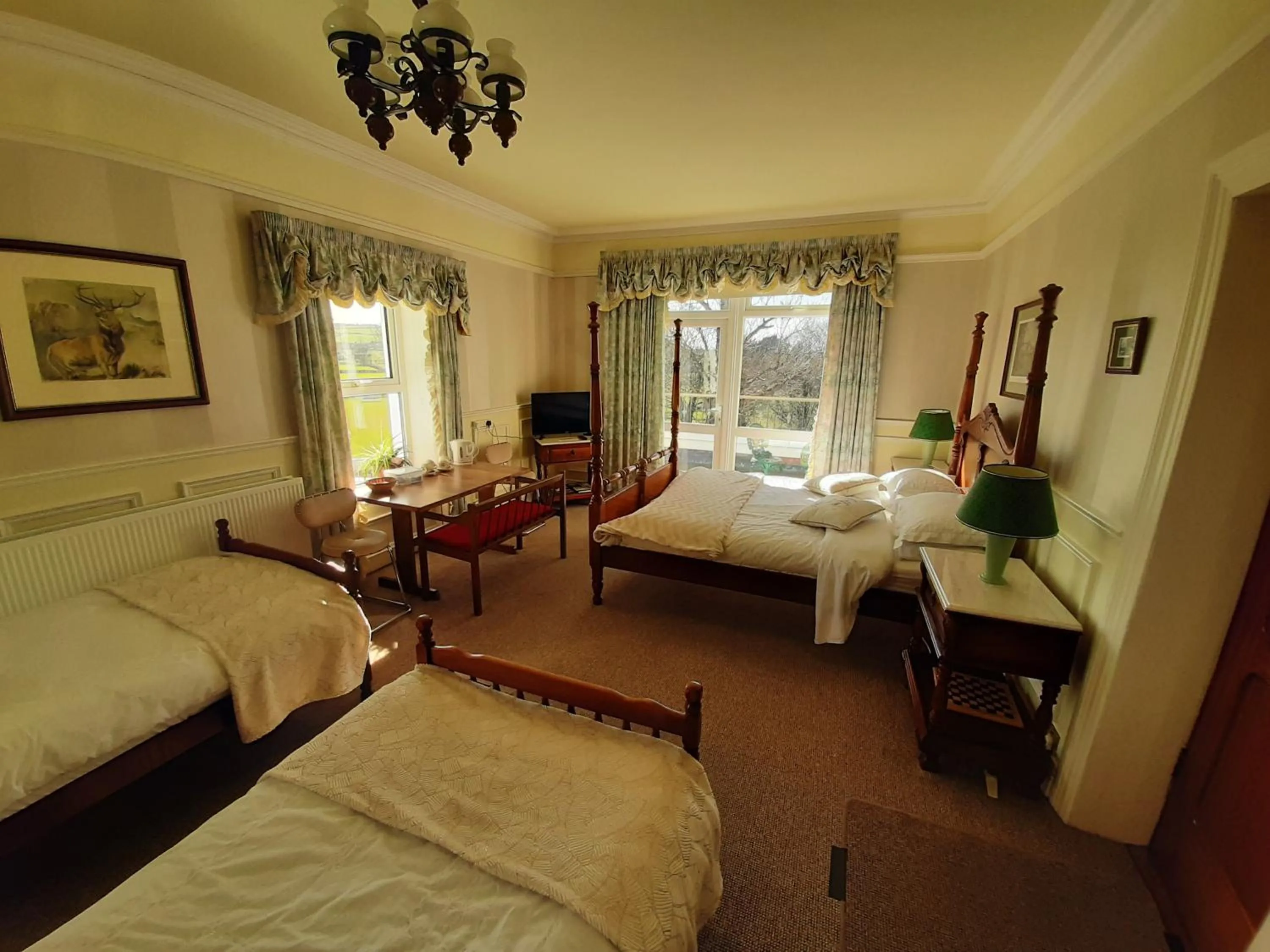 Bed in Ardgort Country House