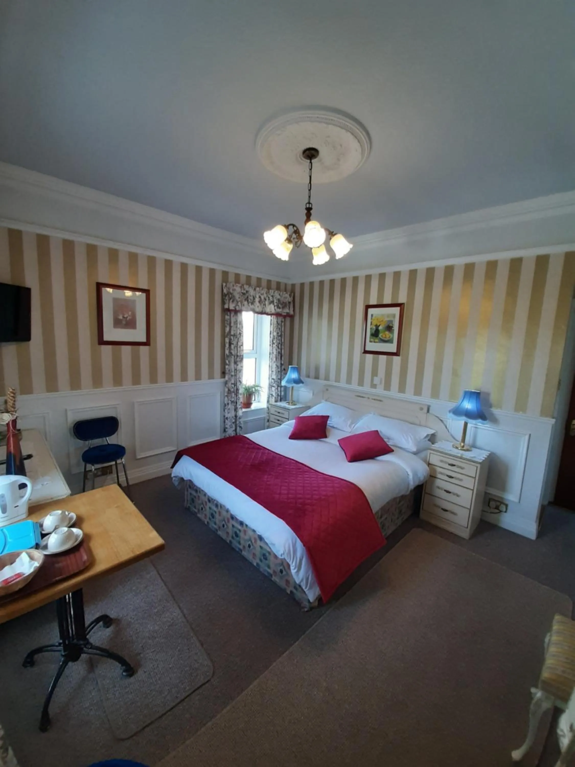 Bed in Ardgort Country House