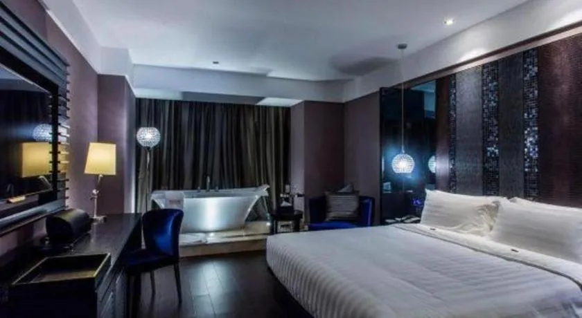 Crystal Orange Hotel Changzhou Dinosaurs Park