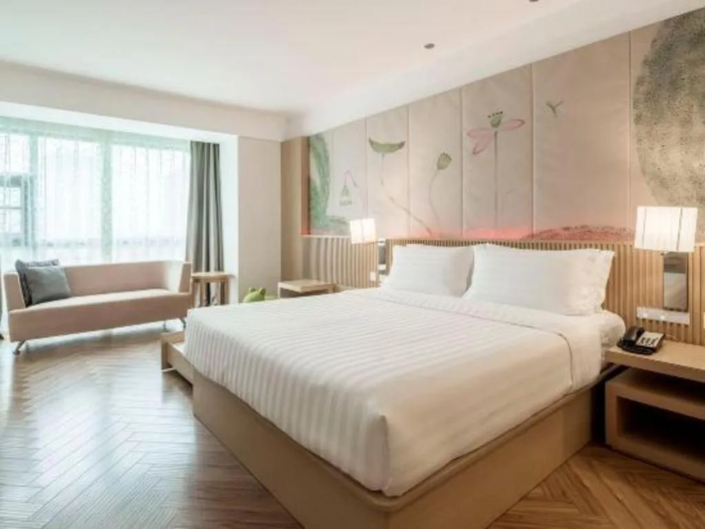 Crystal Orange Hotel Changzhou Dinosaurs Park