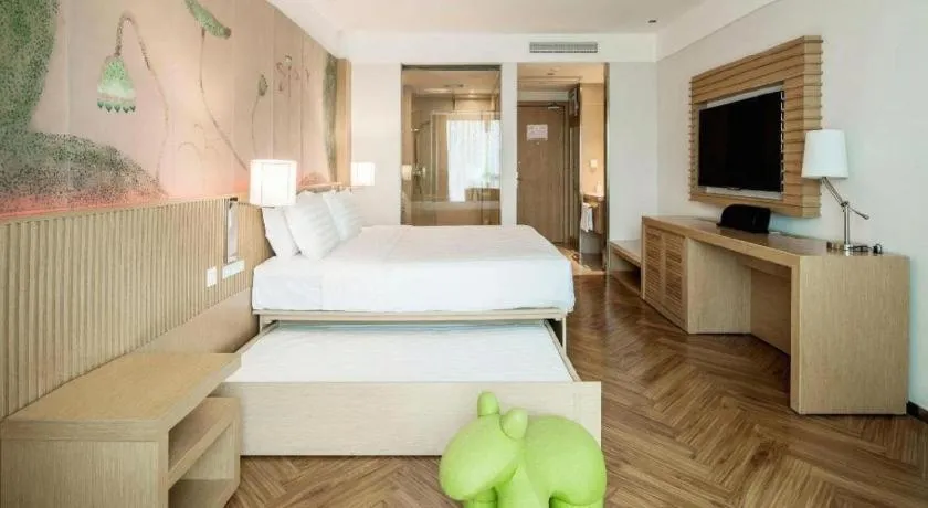 Crystal Orange Hotel Changzhou Dinosaurs Park