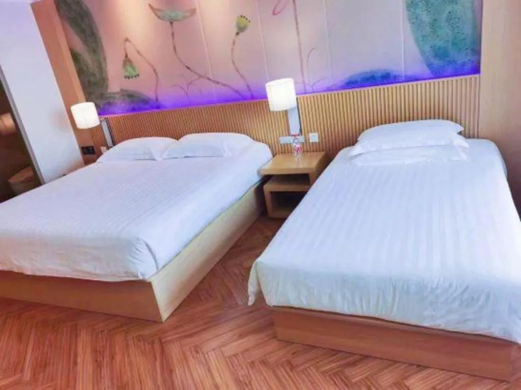 Crystal Orange Hotel Changzhou Dinosaurs Park