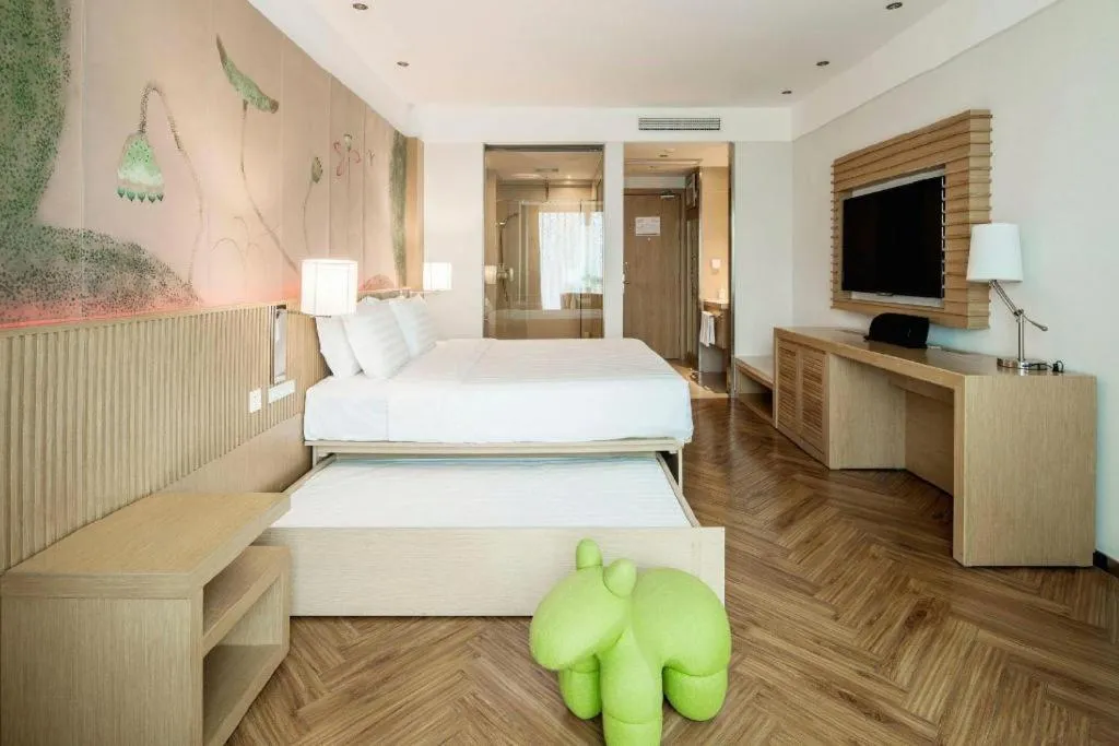 Crystal Orange Hotel Changzhou Dinosaurs Park