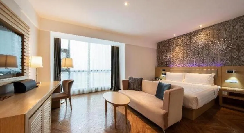 Crystal Orange Hotel Changzhou Dinosaurs Park