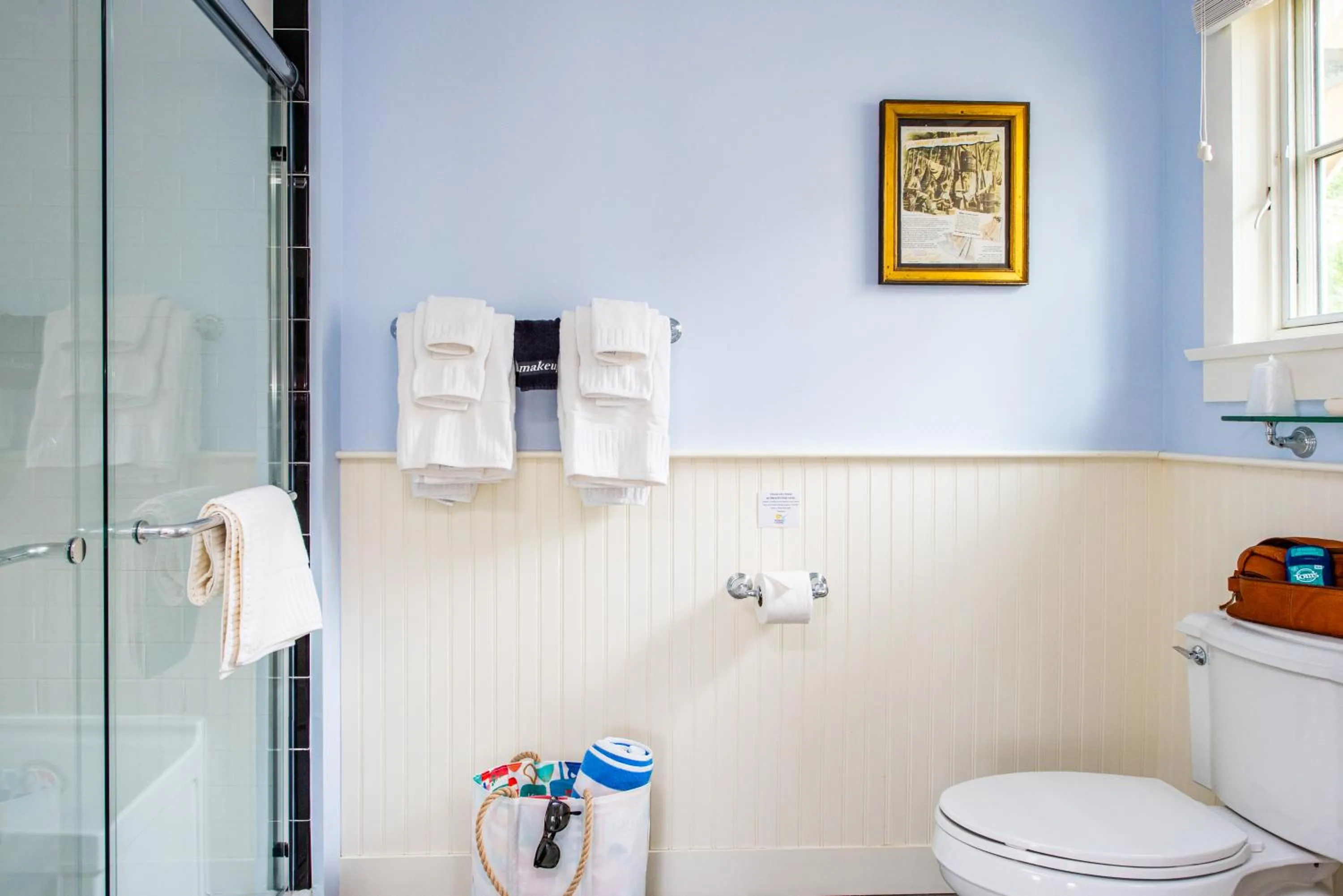 Shower in Admiral's Landing