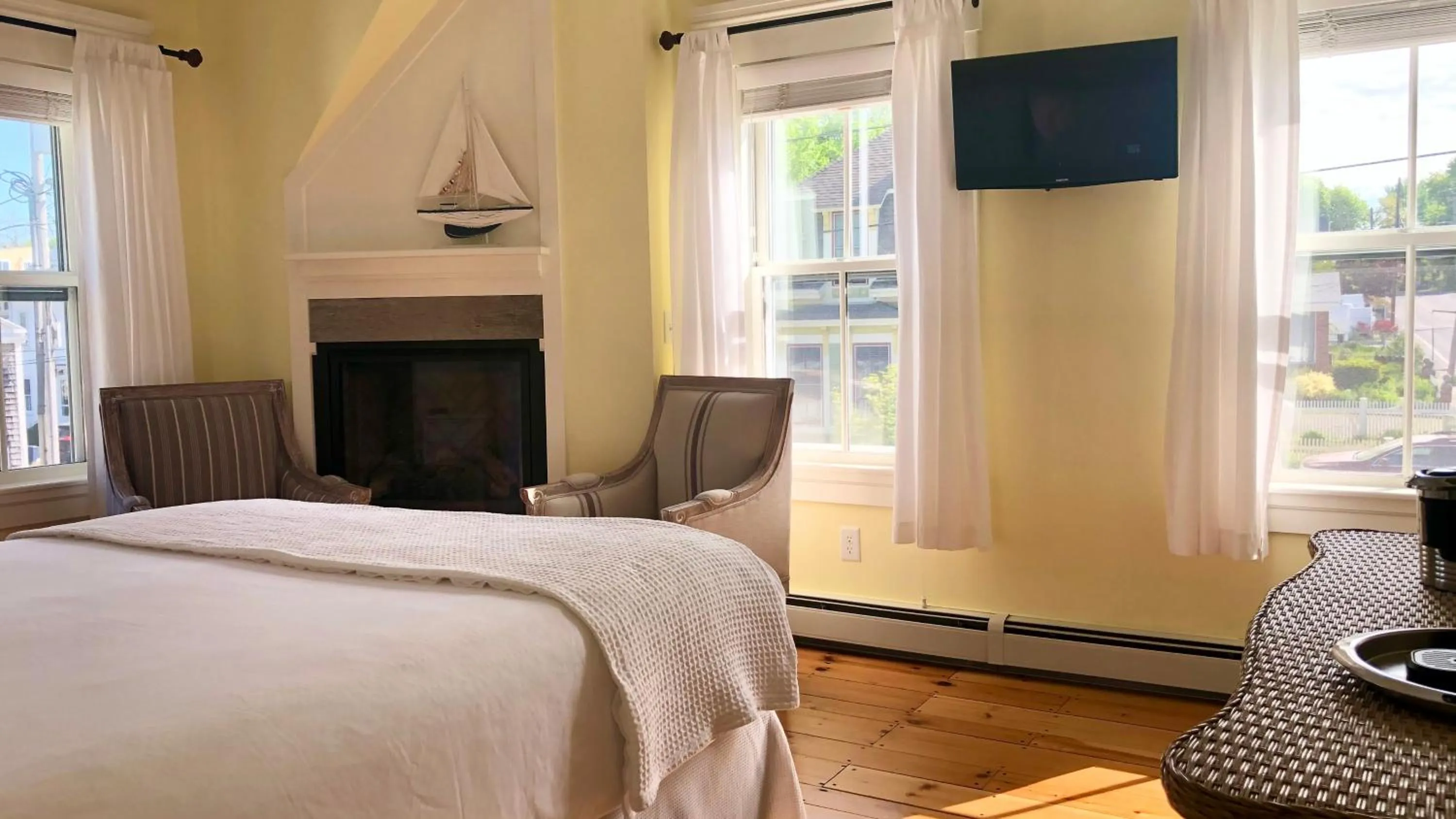 Bedroom, Bed in Admiral's Landing