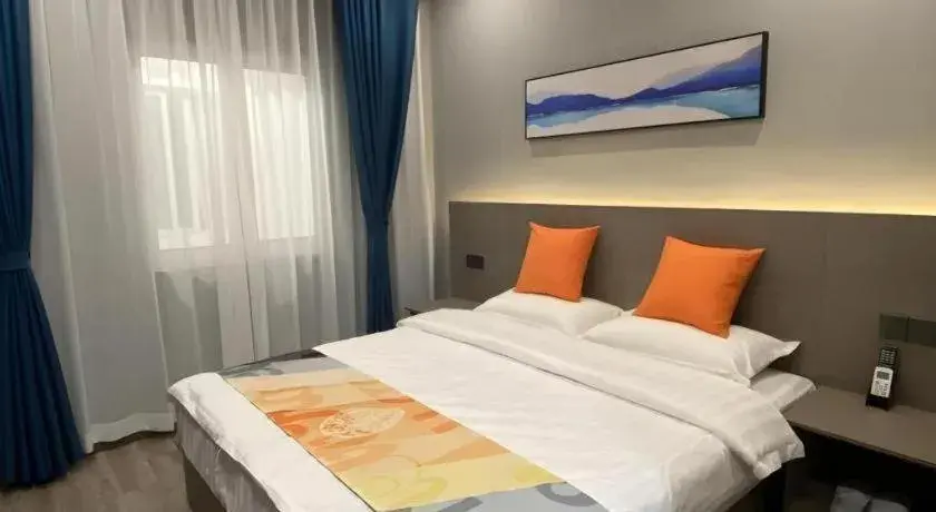Bed in Shell Hotel Yancheng Binhai County Renmin Nan Road Bed in Shell Hotel Yancheng Binhai County Renmin Nan Road