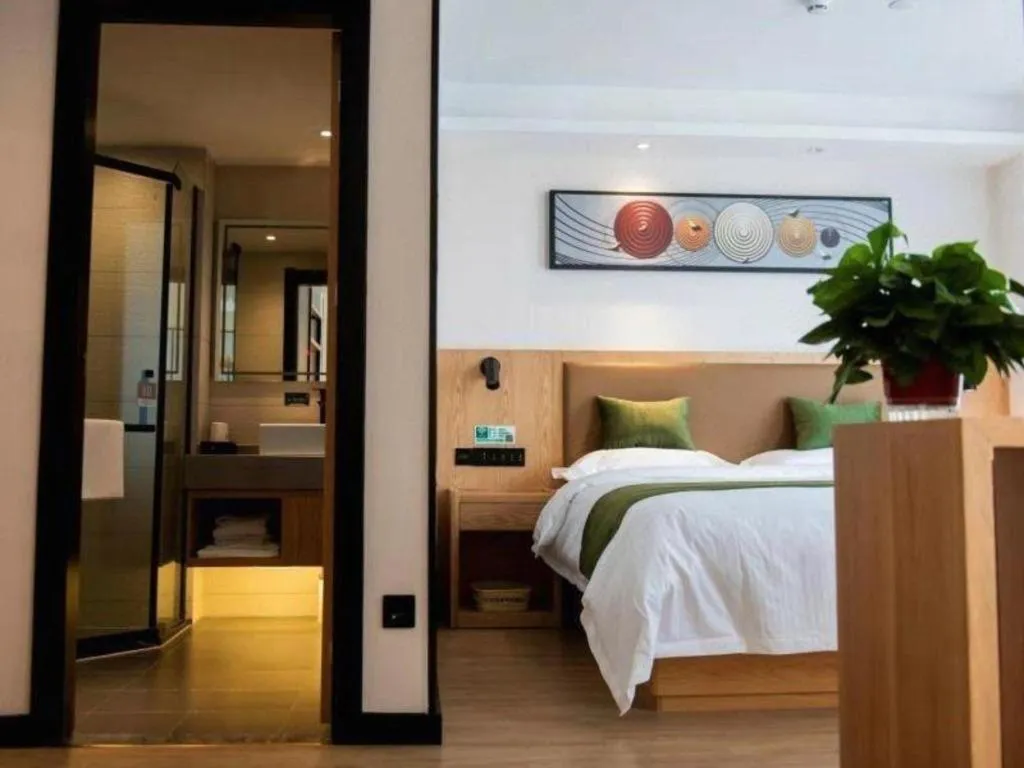 Bed in Green Tree Inn Fuyang Funan County Tianzhu Square