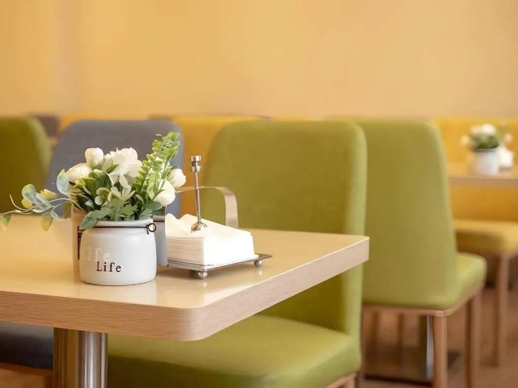 Green Tree Inn Fuyang Funan County Tianzhu Square