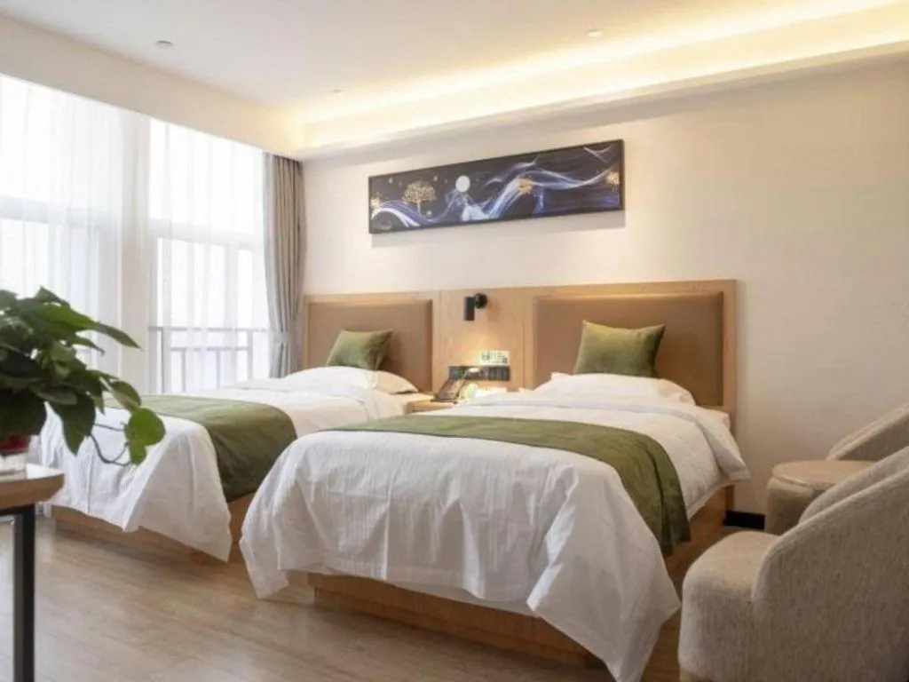 Bed in Green Tree Inn Fuyang Funan County Tianzhu Square