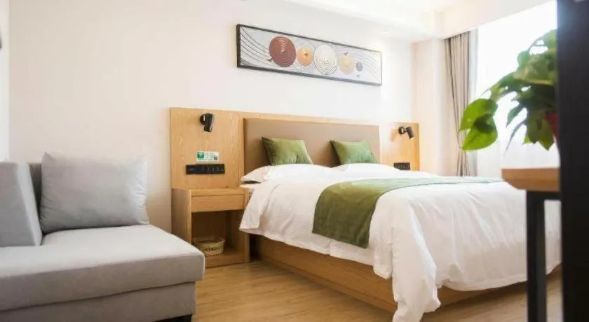 Bed in Green Tree Inn Fuyang Funan County Tianzhu Square