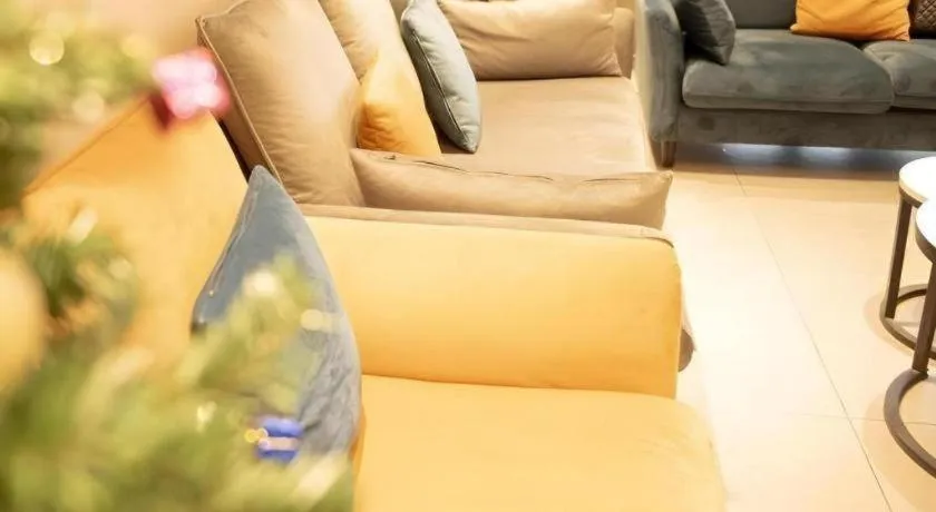 Green Tree Inn Fuyang Funan County Tianzhu Square