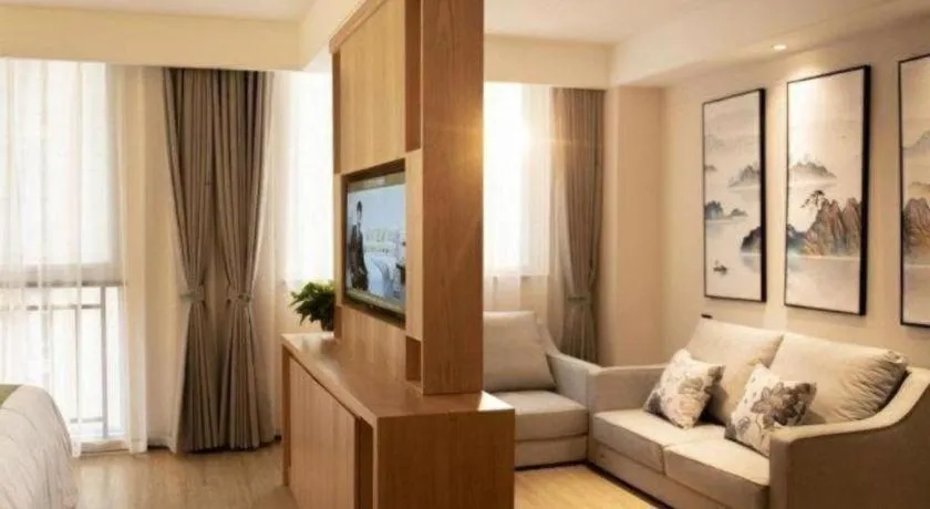 Green Tree Inn Fuyang Funan County Tianzhu Square