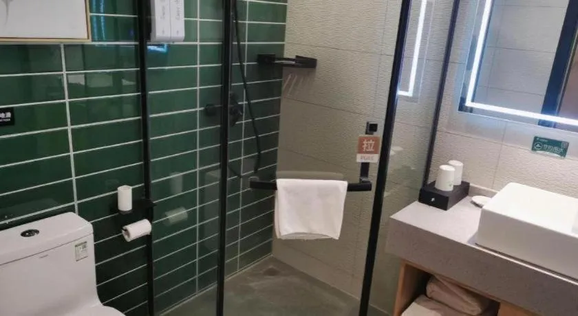 Green Tree Inn Fuyang Funan County Tianzhu Square