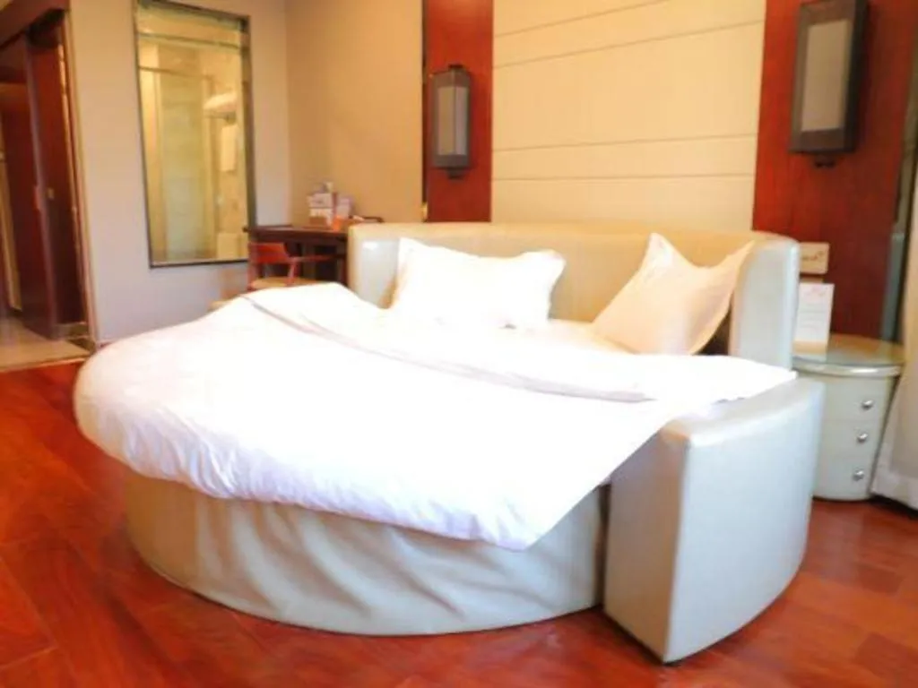 Bed in GreenTree Eastern Hotel Linyi Linshu County Aegean Sea