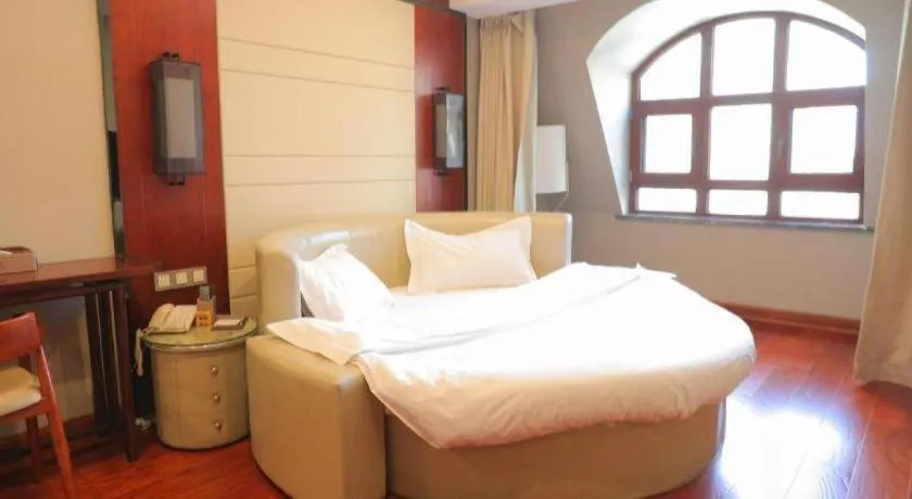 Bed in GreenTree Eastern Hotel Linyi Linshu County Aegean Sea