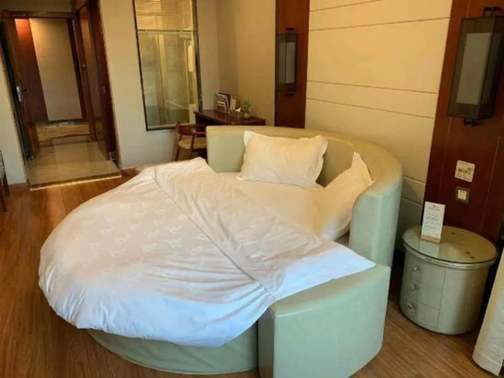 Bed in GreenTree Eastern Hotel Linyi Linshu County Aegean Sea