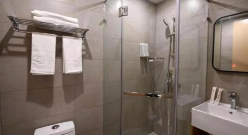 Shell Hotel Shanghai Normal University Hongcao Road Metro Station Guiping Road