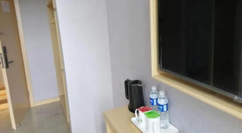 Shell Hotel Shanghai Normal University Hongcao Road Metro Station Guiping Road