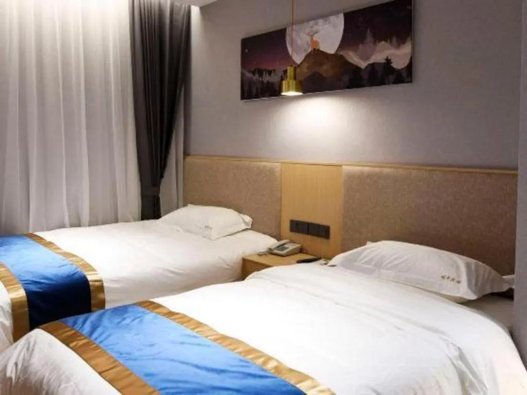 Bed in Shell Hotel Shanghai Normal University Hongcao Road Metro Station Guiping Road
