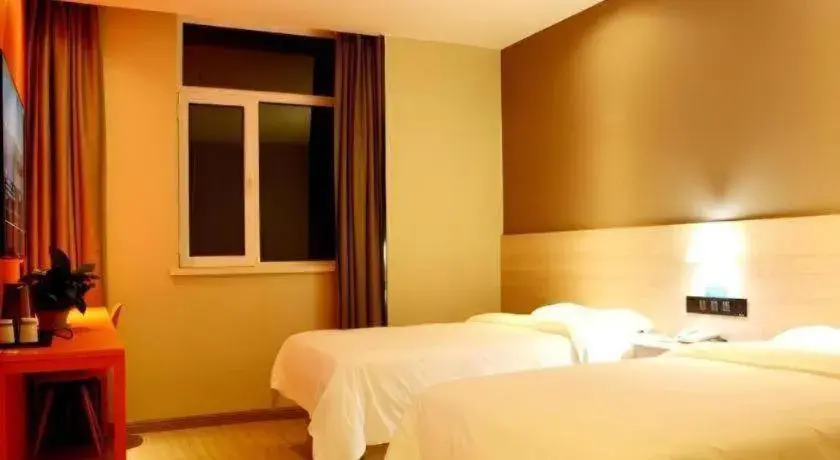 Bed in Shell Hotel Lanzhou Xiguan Lanzhou University 2nd Hospital Cultural Palace Metro Station Bed in Shell Hotel Lanzhou Xiguan Lanzhou University 2nd Hospital Cultural Palace Metro Station