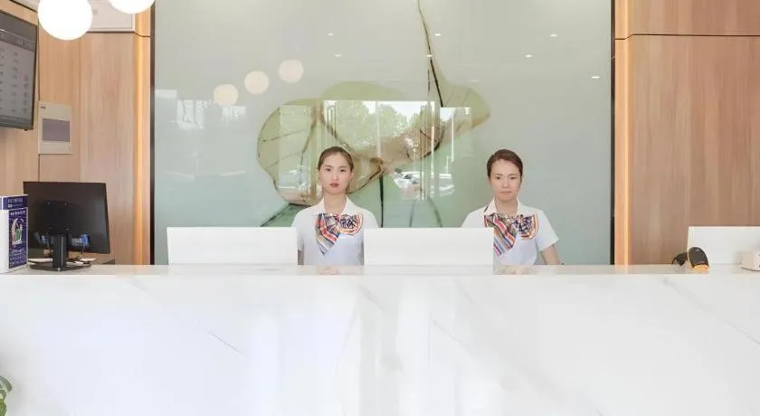 Green Tree Inn Express Hefei Yungu Road Linhu Community