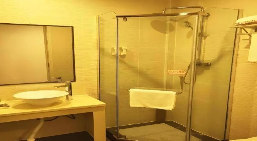 Shell Hotel Liaocheng Dongchang Xi Road Railway Station