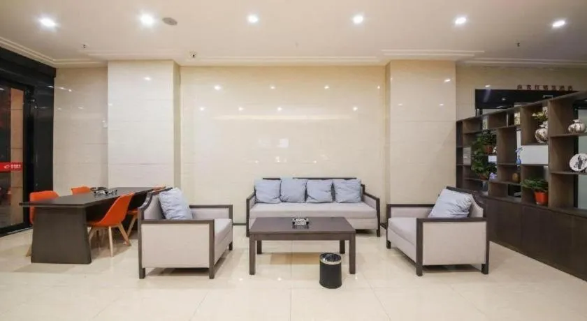 Shell Hotel Zhengzhou East High-Speed Railway Station Zhengdong Commerical Center