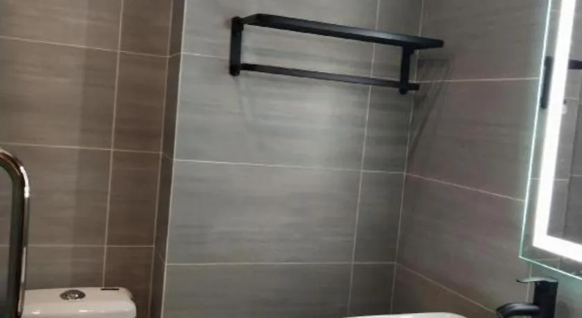 Shell Hotel Zhengzhou East High-Speed Railway Station Zhengdong Commerical Center