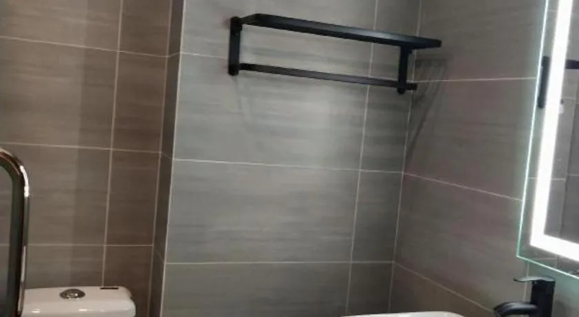 Shell Hotel Zhengzhou East High-Speed Railway Station Zhengdong Commerical Center