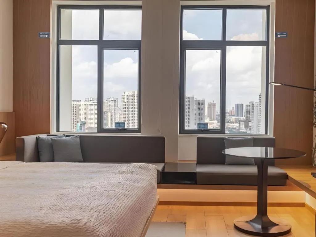 Bed in GreenTree Eastern Hotel Nanning Binhu Road Qingxiu Wanda