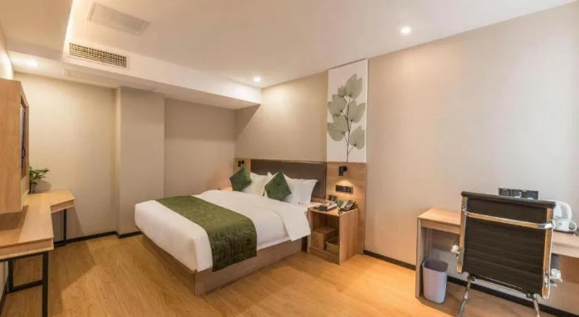 Bed in GreenTree Inn Express Zhangjiagang Hexing Town Shazhou Professional Institue of Technology