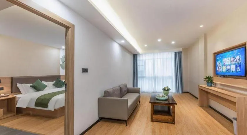 Bed in GreenTree Inn Express Zhangjiagang Hexing Town Shazhou Professional Institue of Technology